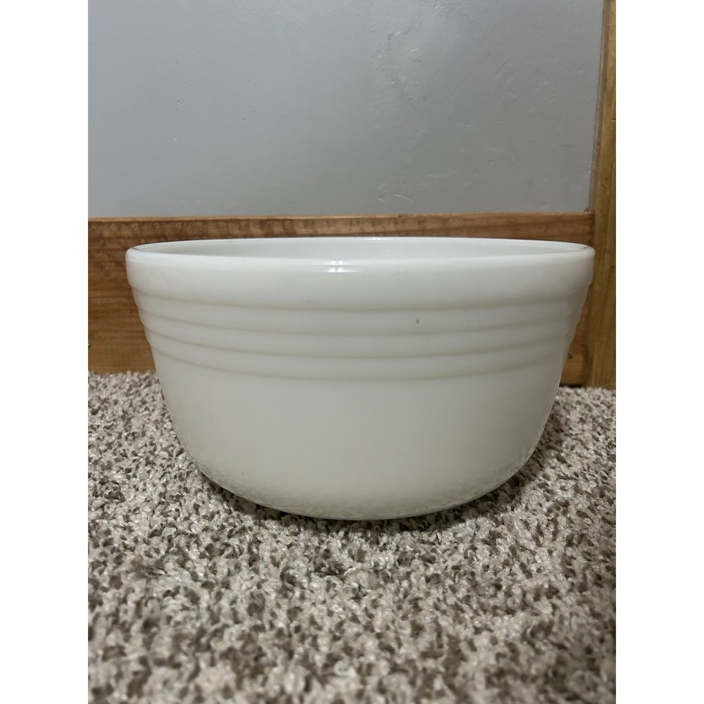 Vintage Pyrex White Milk Glass Hamilton Beach Large Mixing Bowl